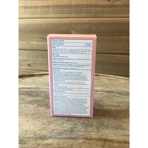 Kosas DreamBeam Mineral Broad Spectrum Sunscreen SPF 40 - 1.4 Oz - Exp 12/25 - Picture 3 of 5